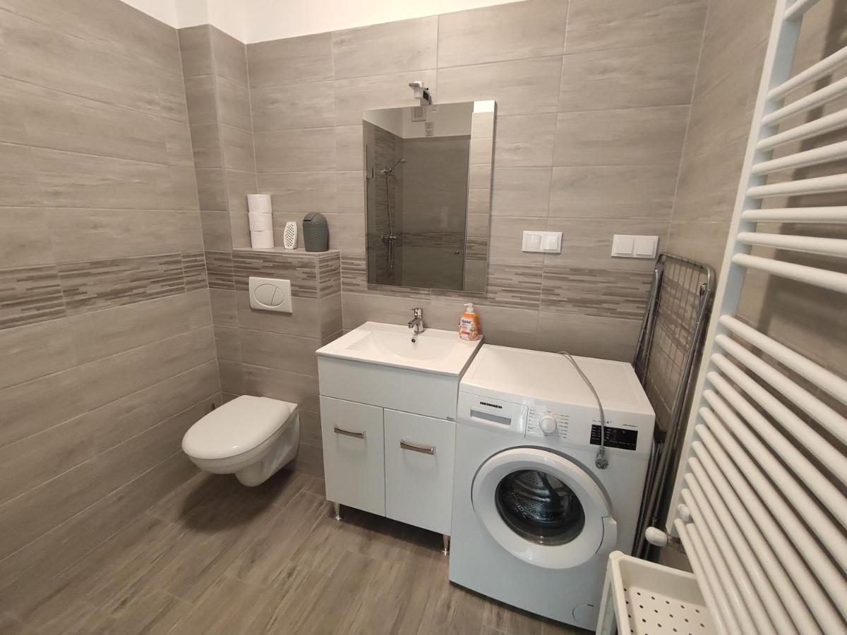 Bajcsy Apartment Debrecen Eksteriør bilde