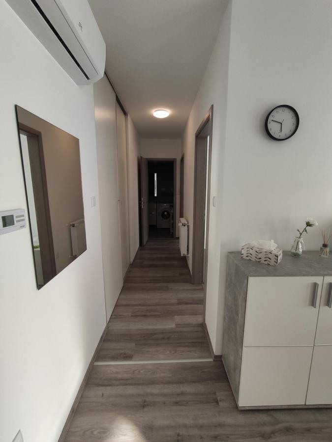 Bajcsy Apartment Debrecen Eksteriør bilde